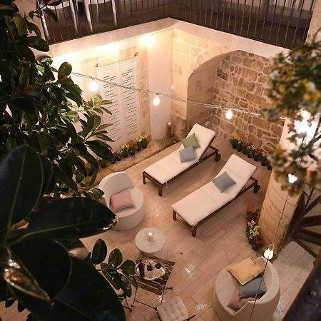 Palazzo Guido Bed & Breakfast เลชเช ภายนอก รูปภาพ