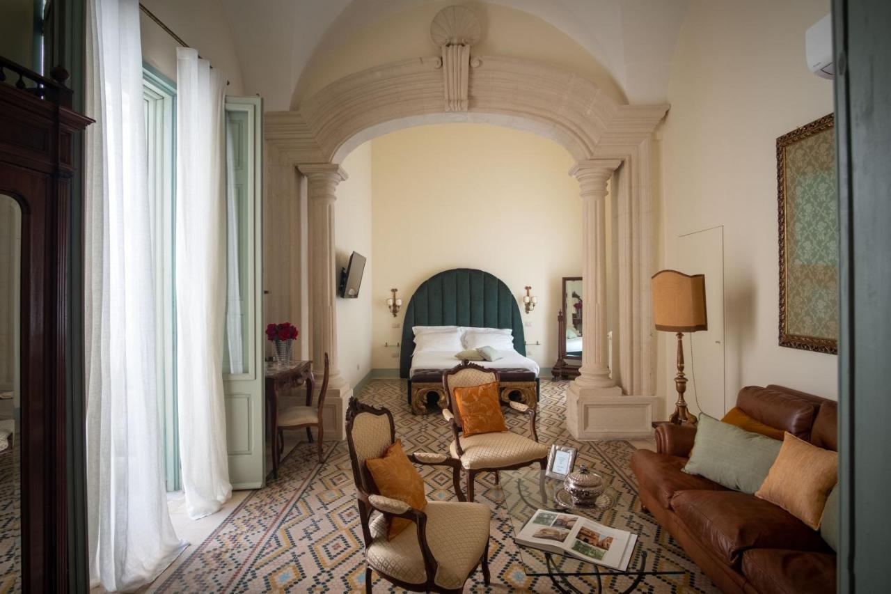 Palazzo Guido Bed & Breakfast เลชเช ภายนอก รูปภาพ