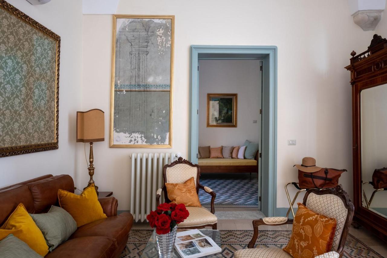 Palazzo Guido Bed & Breakfast เลชเช ภายนอก รูปภาพ
