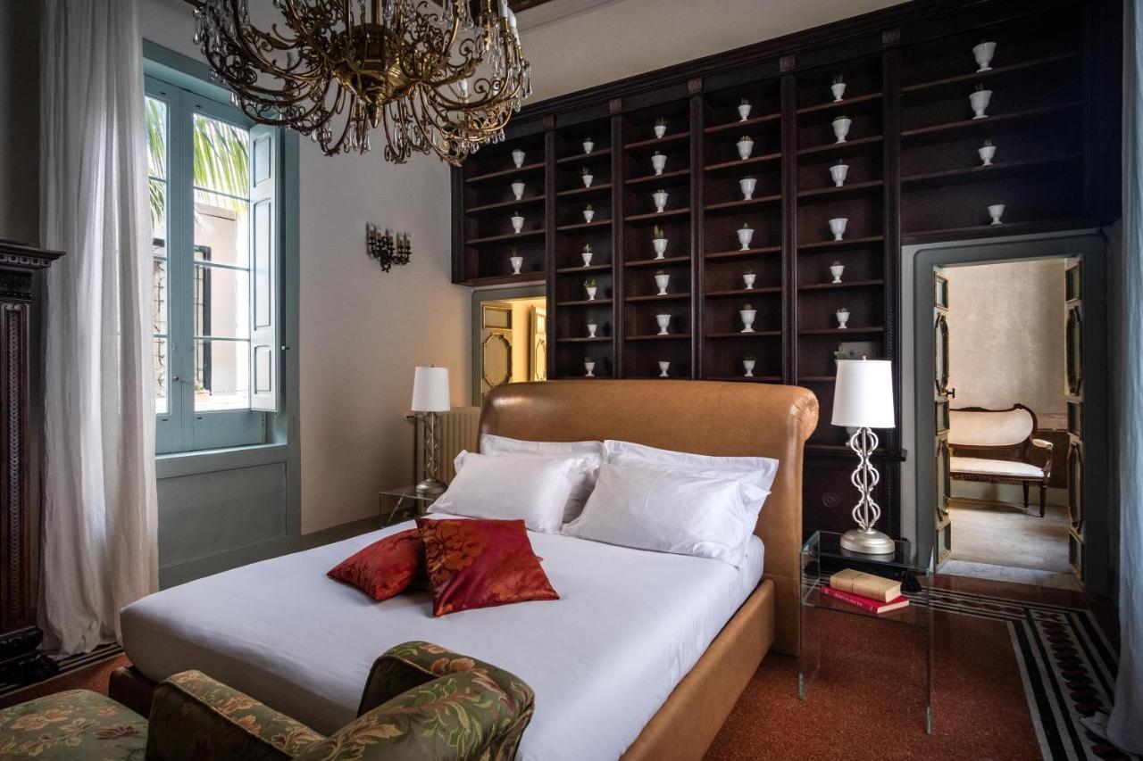 Palazzo Guido Bed & Breakfast เลชเช ภายนอก รูปภาพ