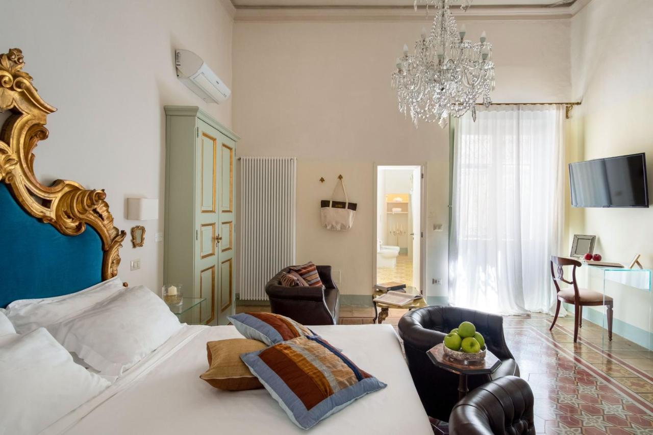 Palazzo Guido Bed & Breakfast เลชเช ภายนอก รูปภาพ
