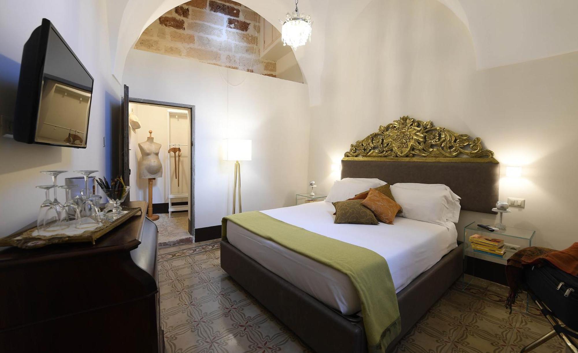 Palazzo Guido Bed & Breakfast เลชเช ภายนอก รูปภาพ
