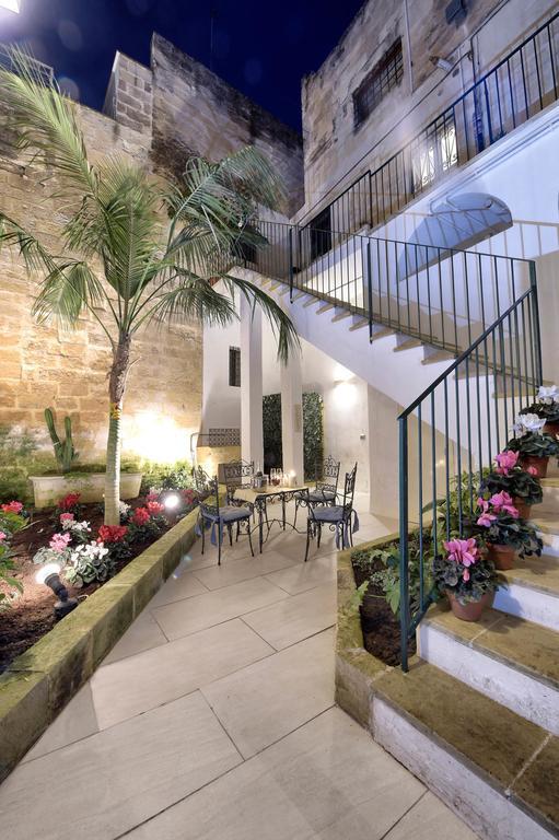 Palazzo Guido Bed & Breakfast เลชเช ห้อง รูปภาพ